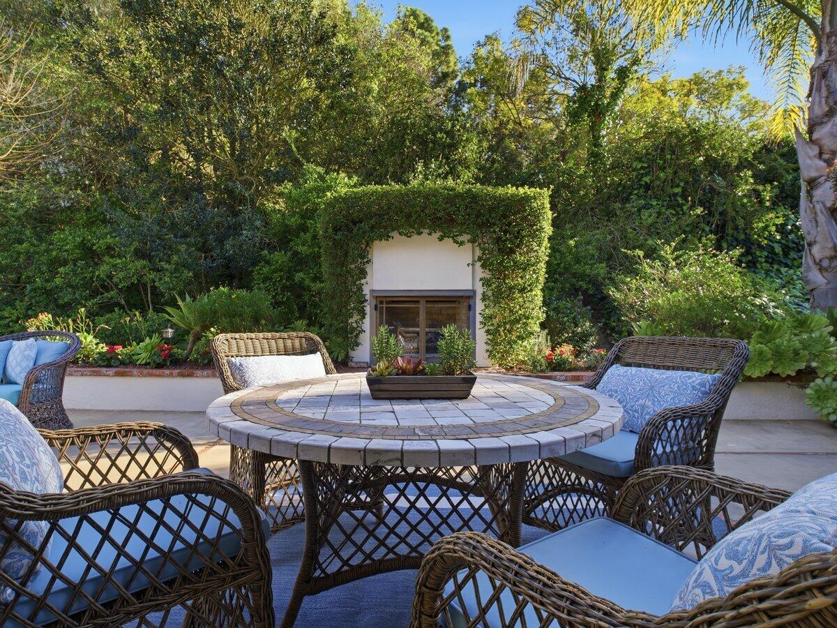 4535 Carriage Hill Drive