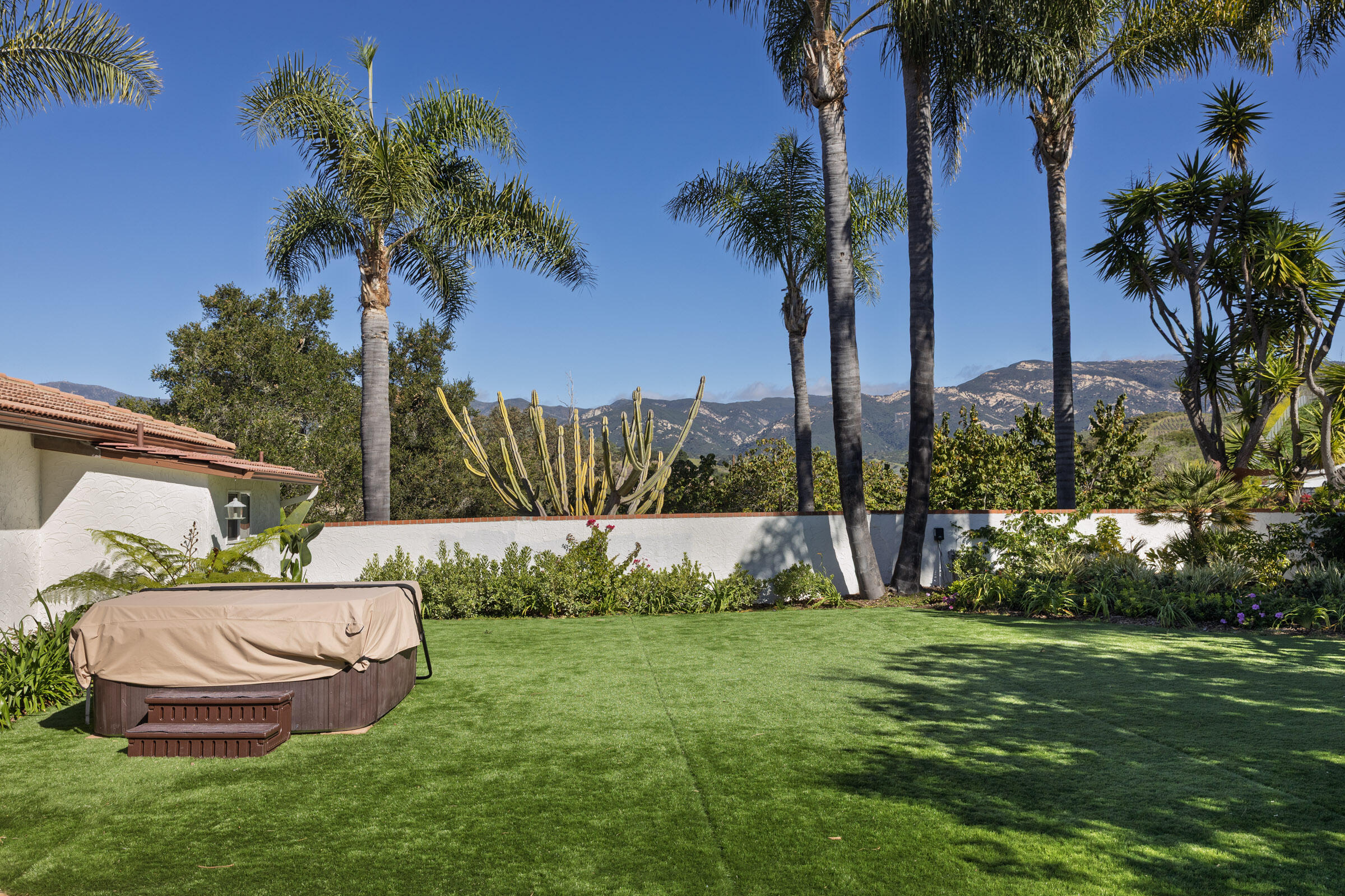 200 Ellwood Ridge Road