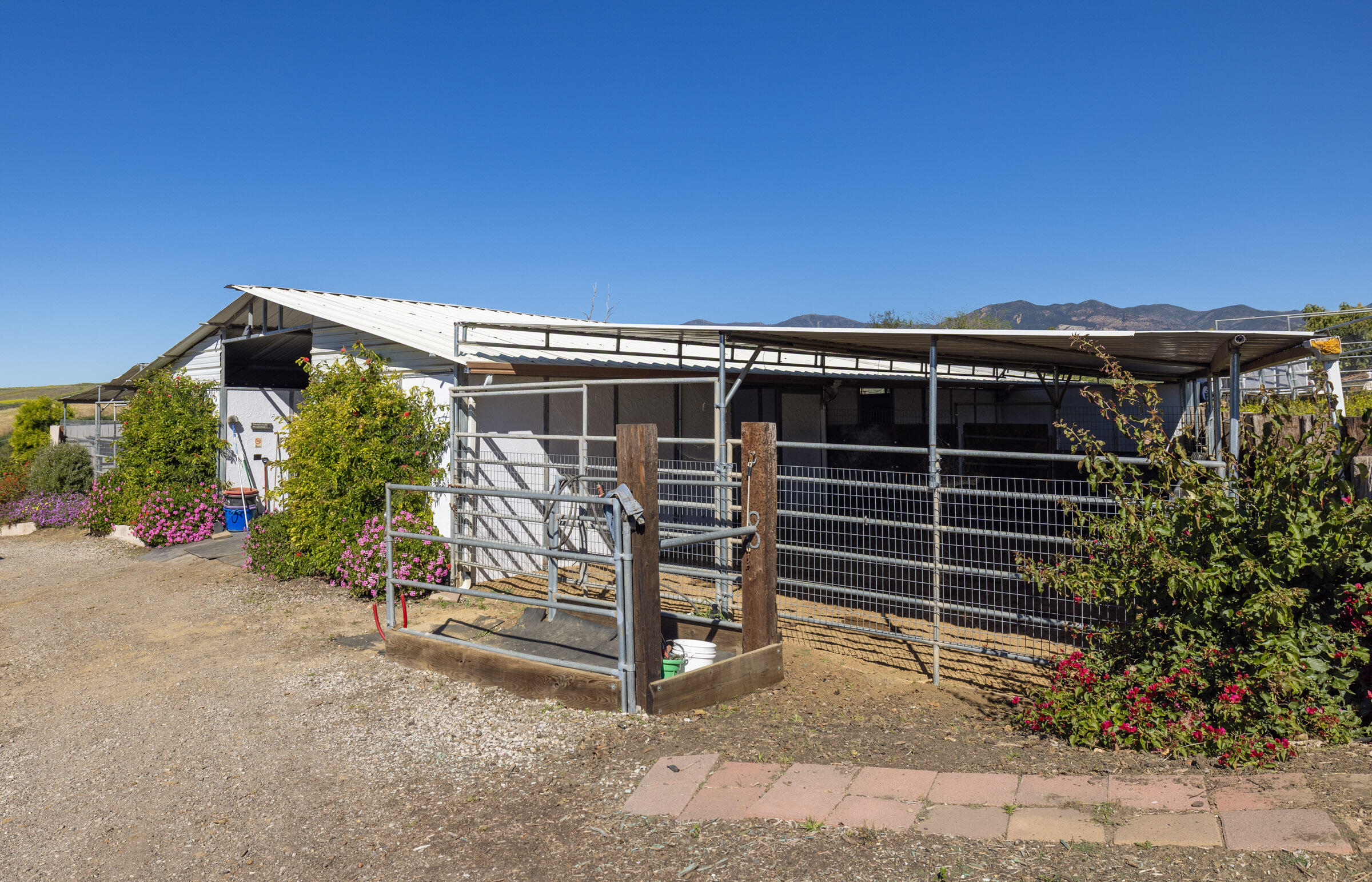 200 Ellwood Ridge Road