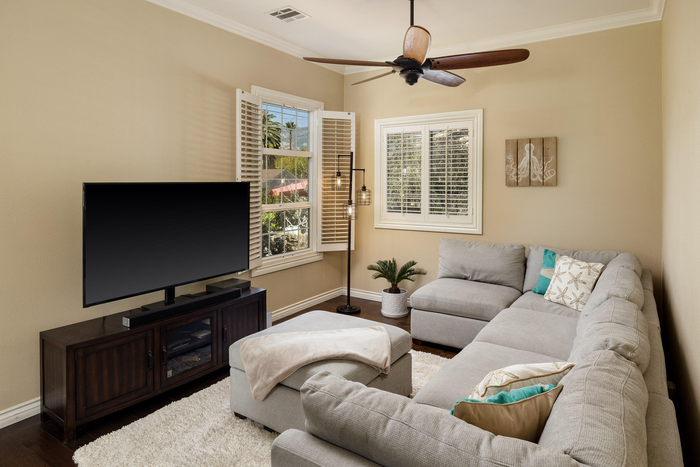 417 W Canon Perdido Street