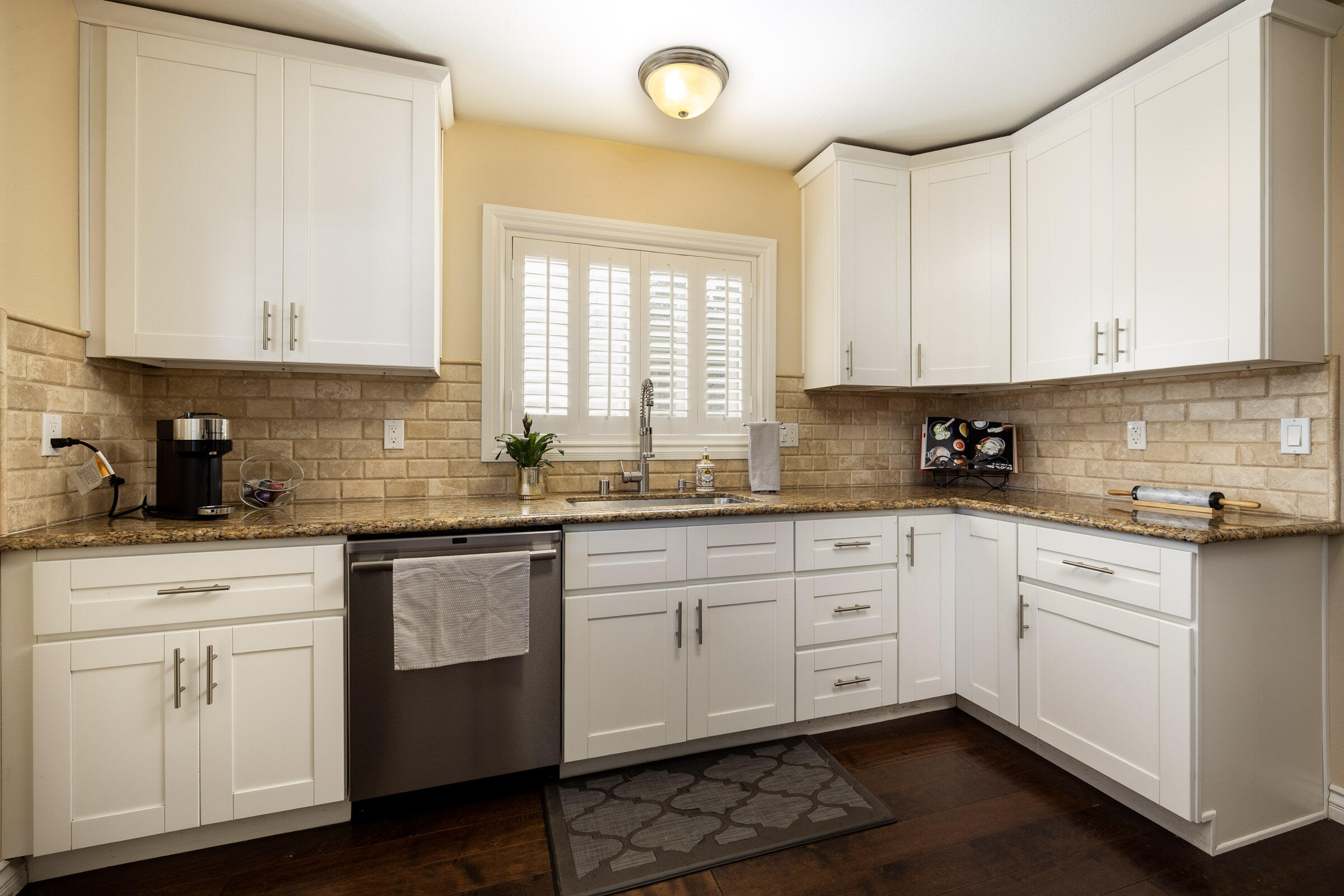 417 W Canon Perdido Street