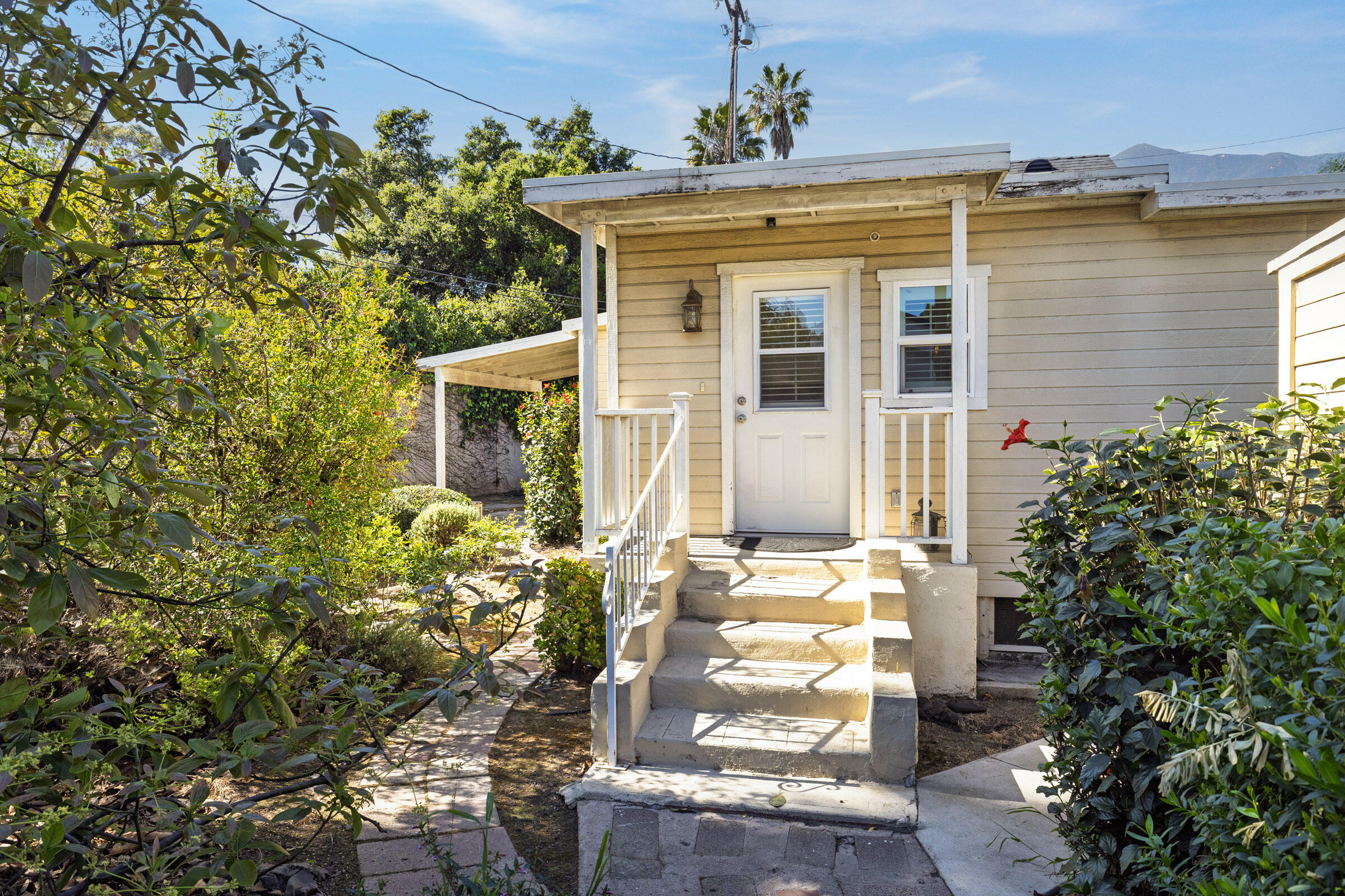 417 W Canon Perdido Street