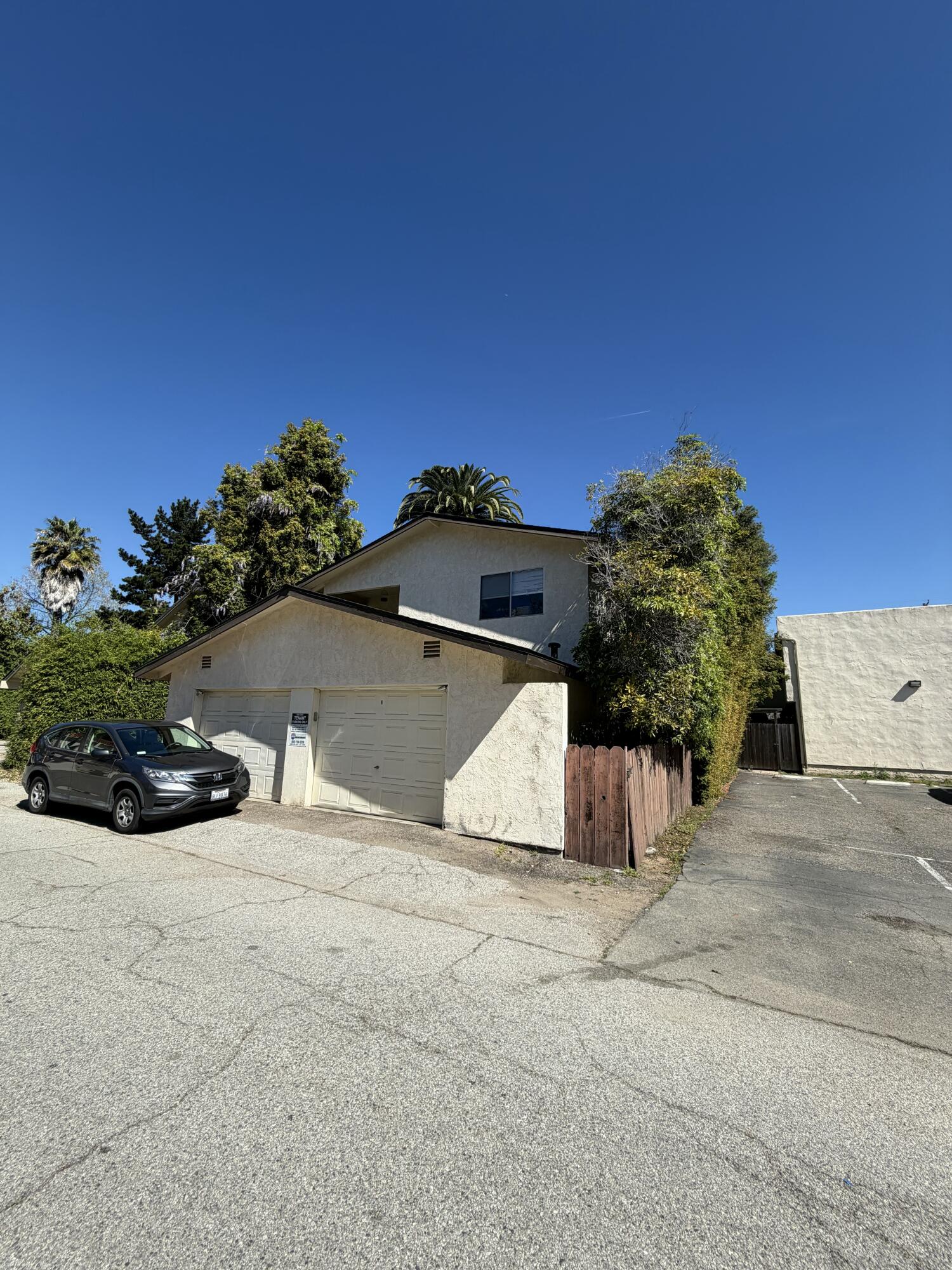 2019 Castillo Street