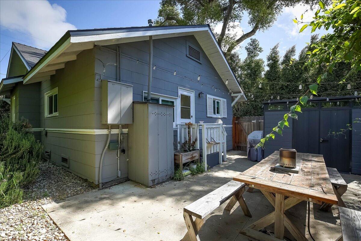 2019 Castillo Street