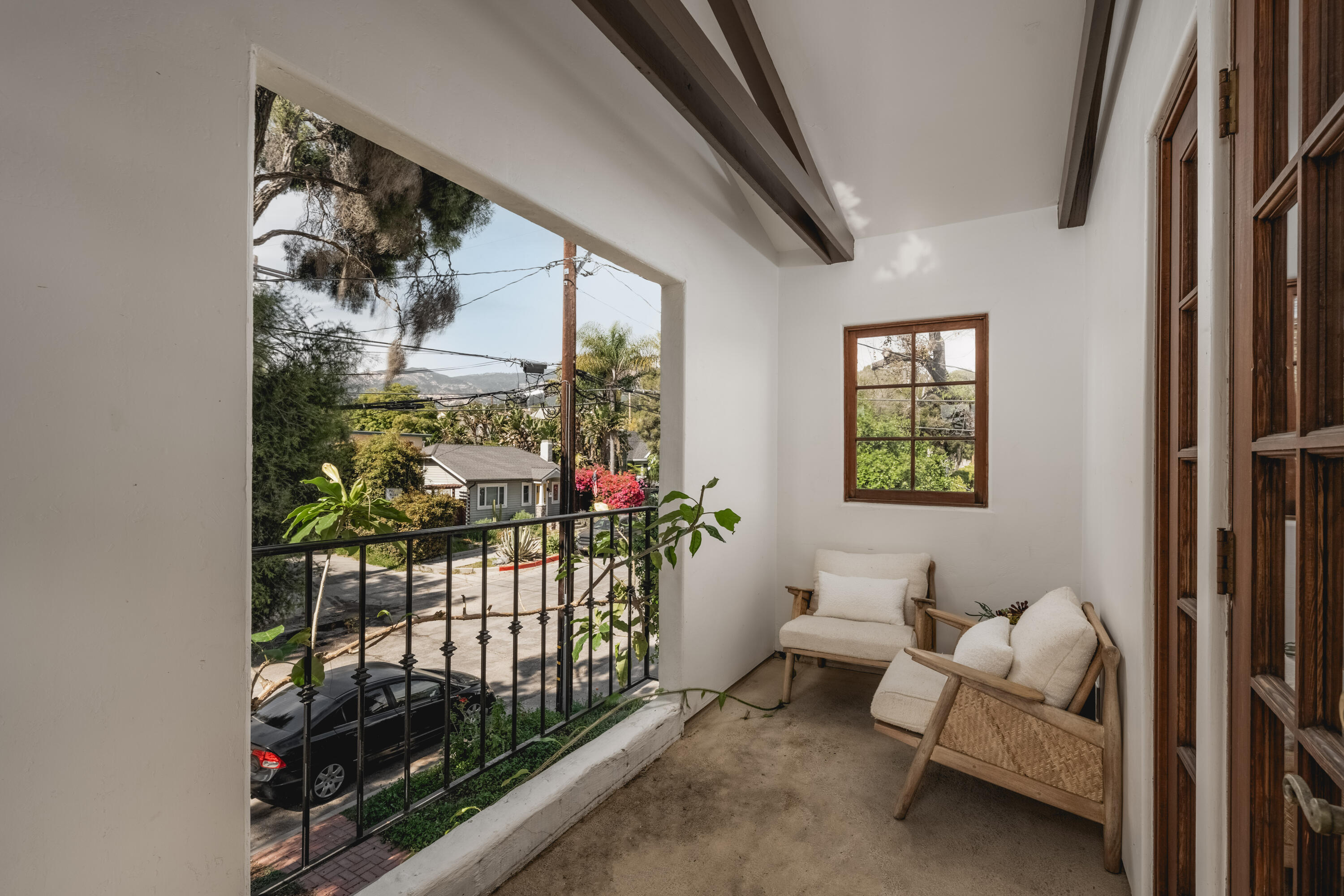 115 W Junipero Street