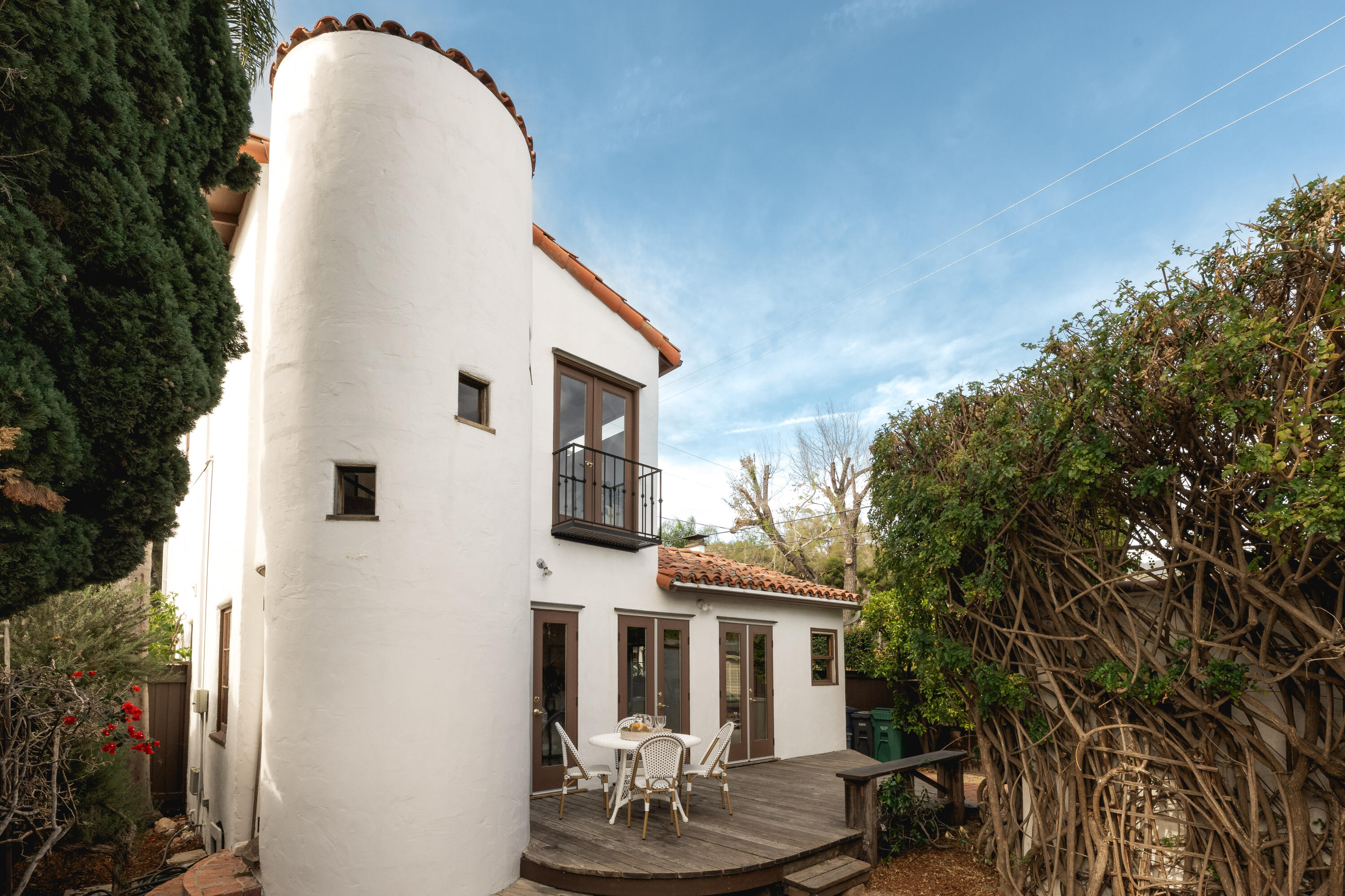 115 W Junipero Street