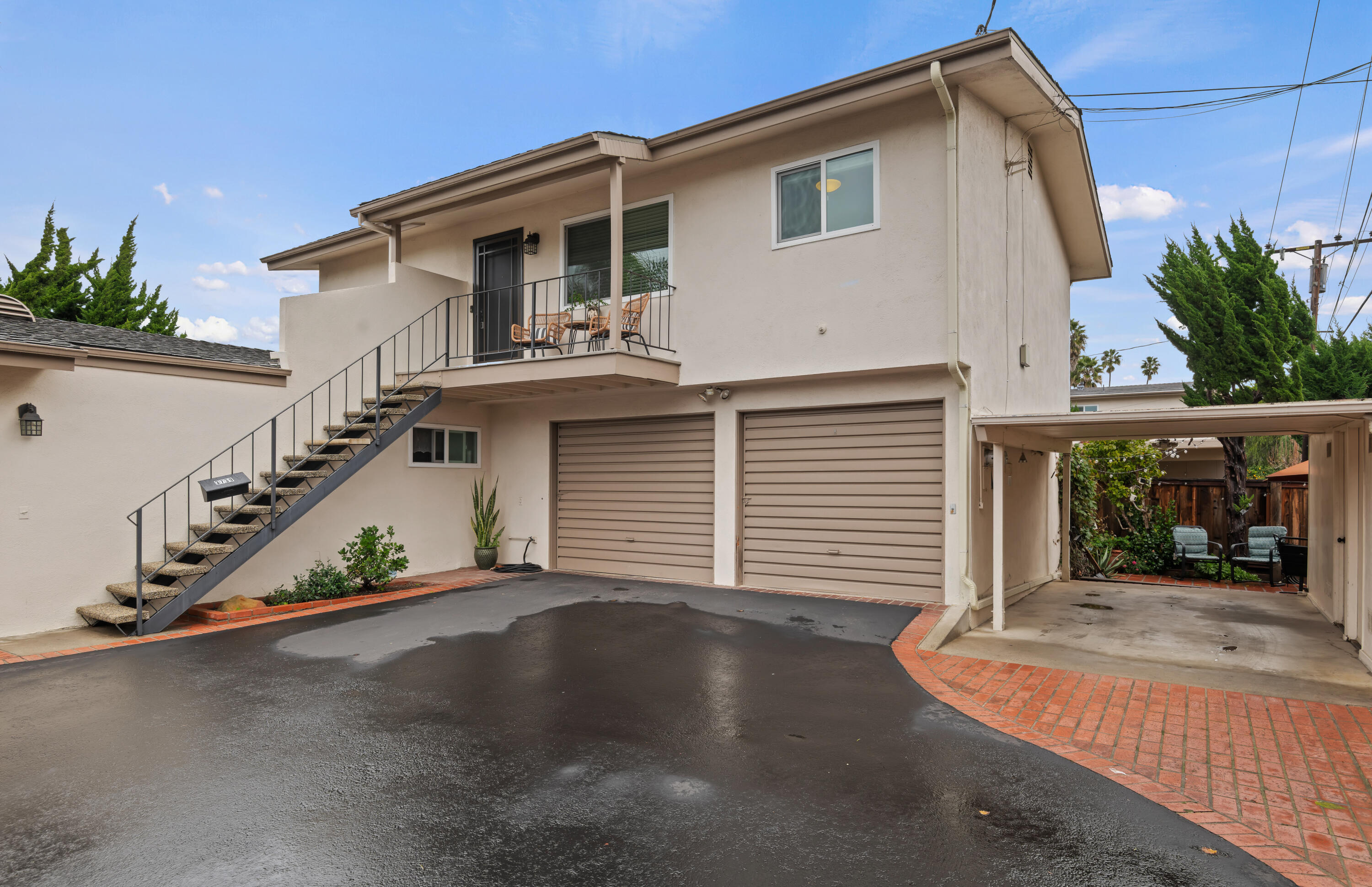 3737-3739 San Remo Drive