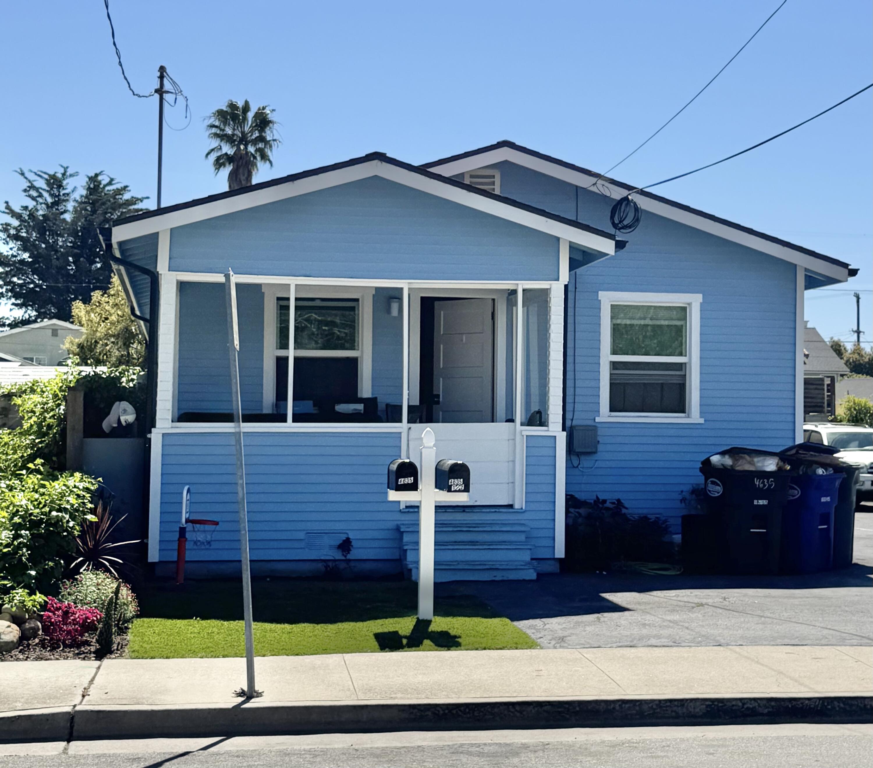 4631 Carpinteria Avenue