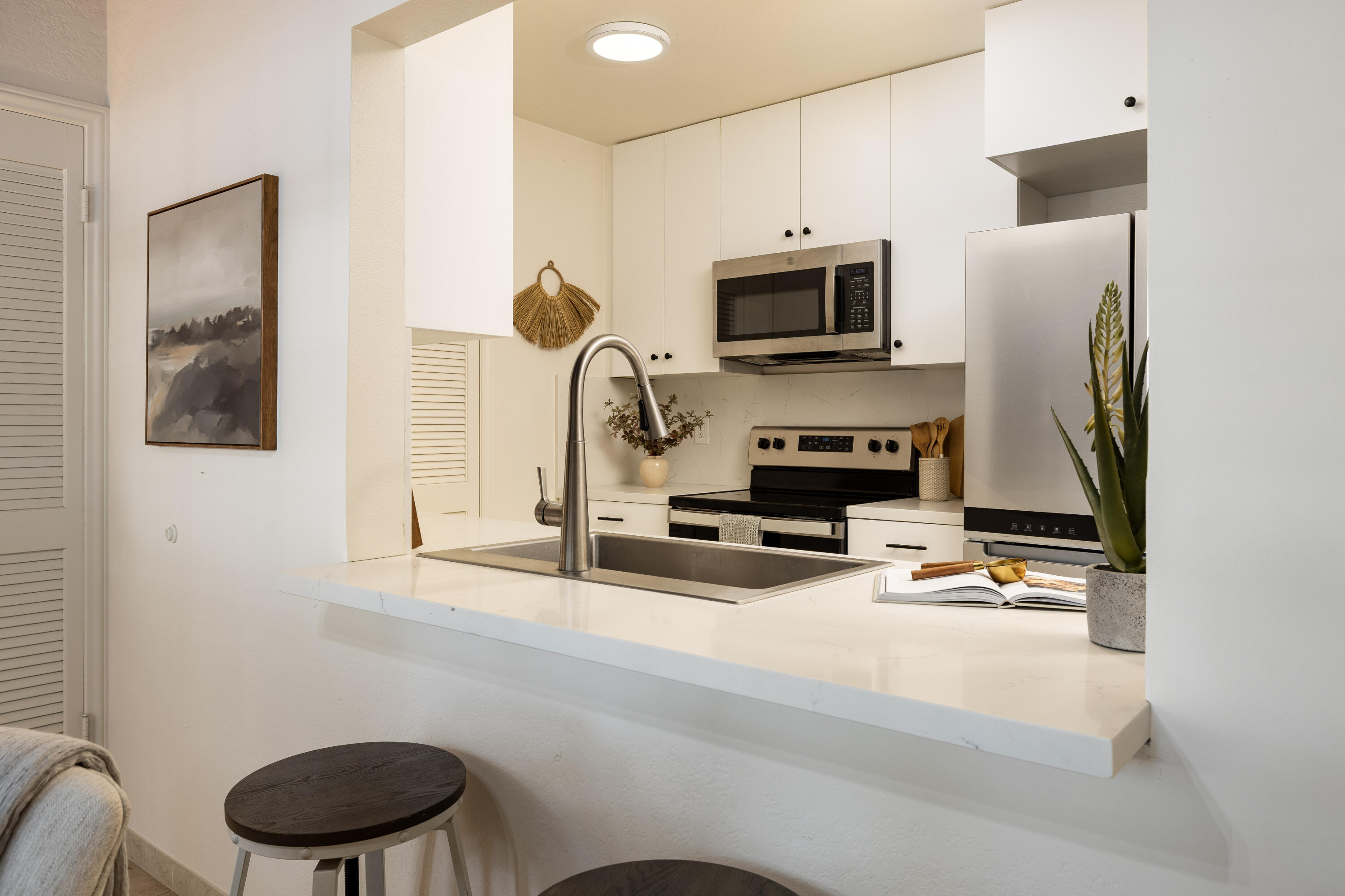 125 Bath Street Apt B2