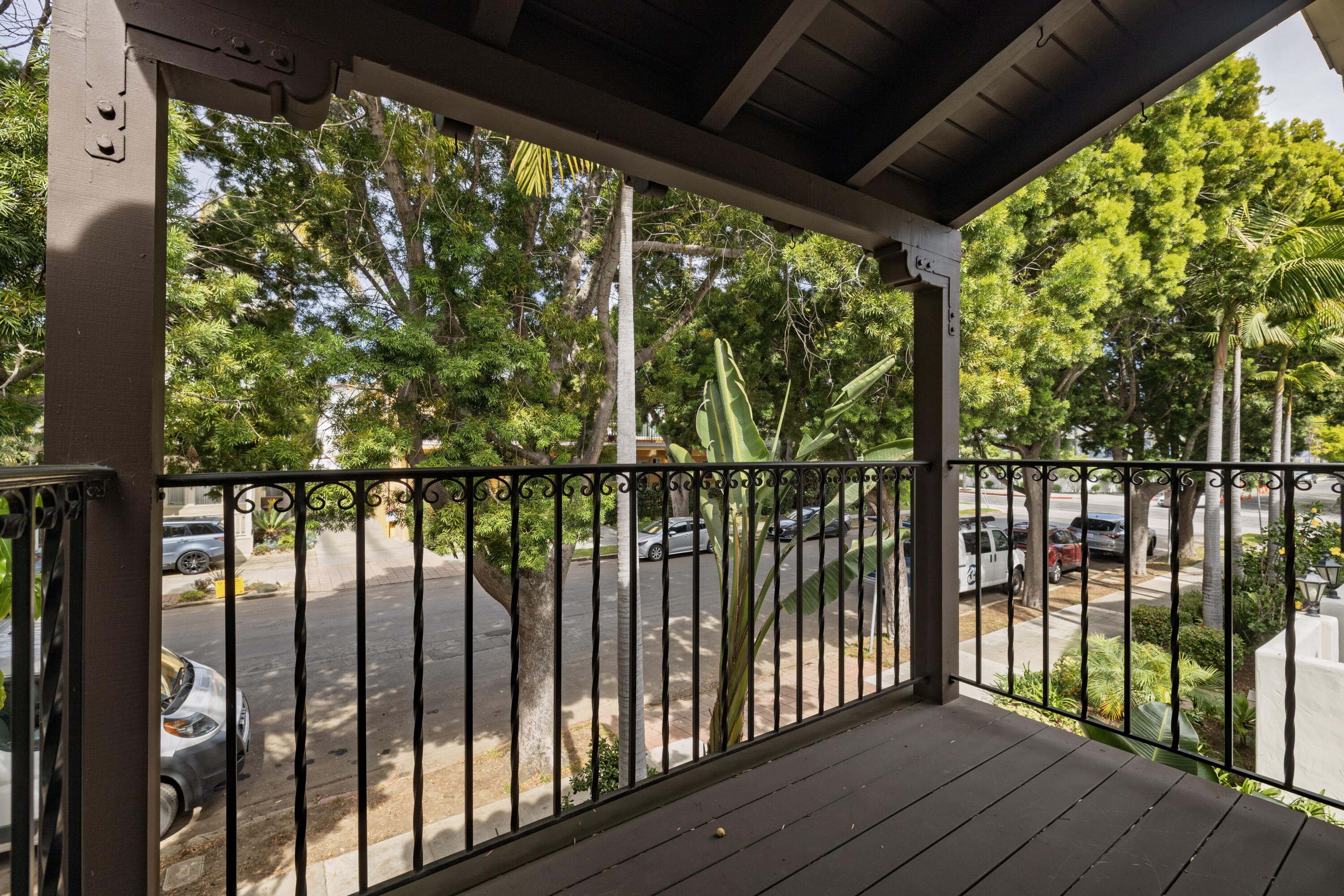 125 Bath Street Apt B2