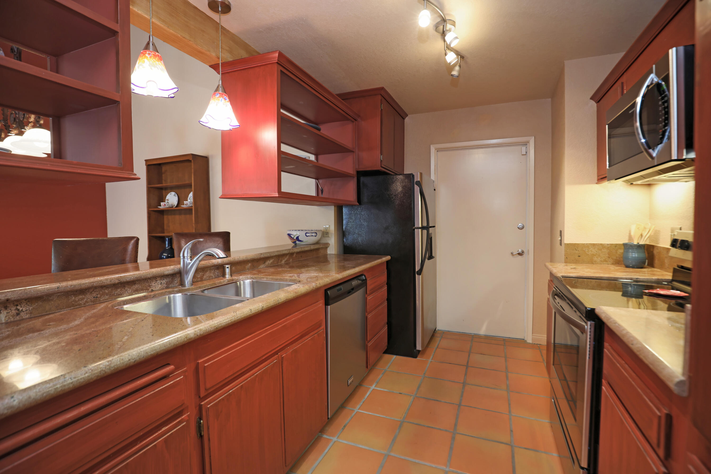 2089 Village Lane