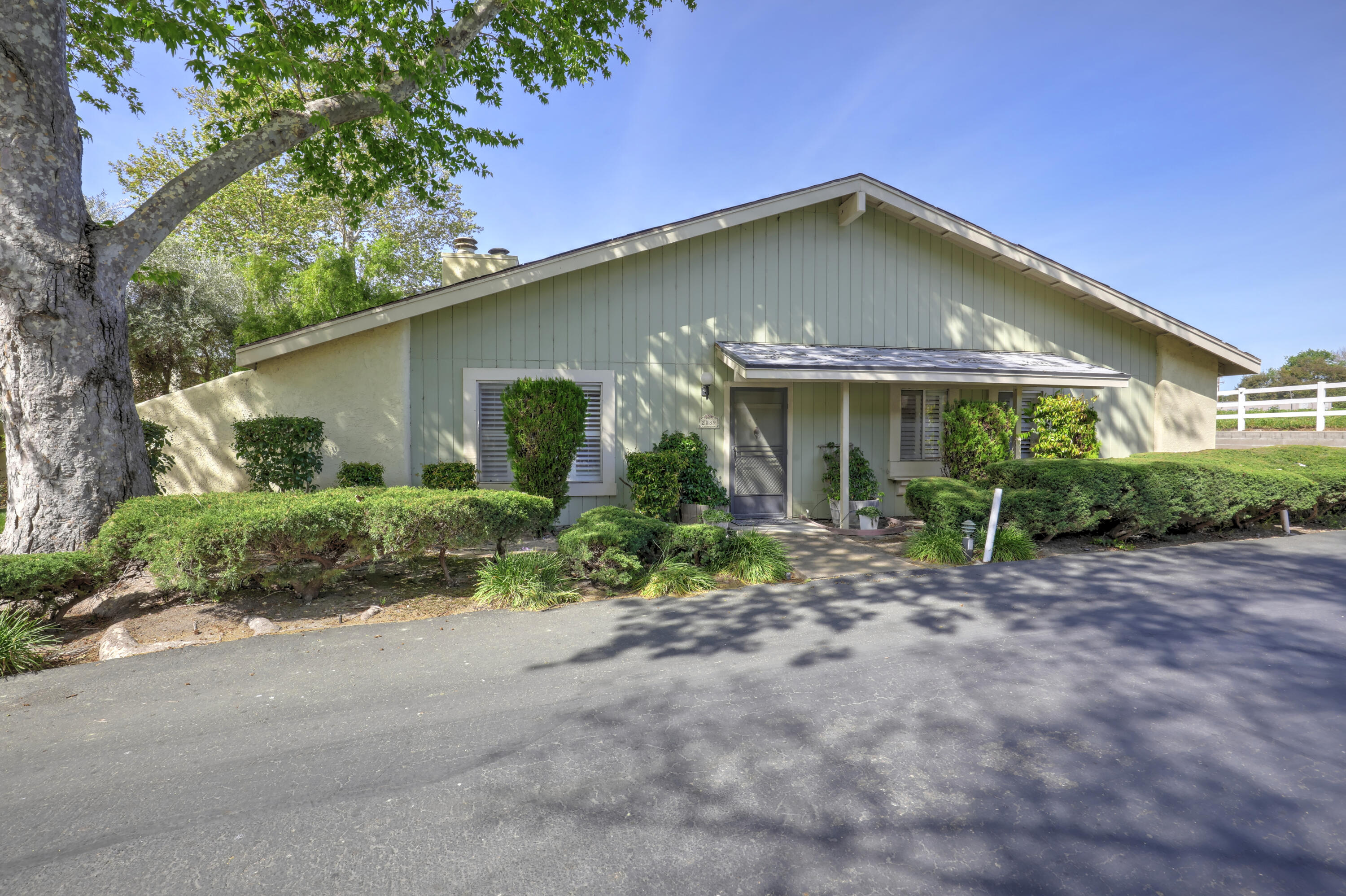 2089 Village Lane