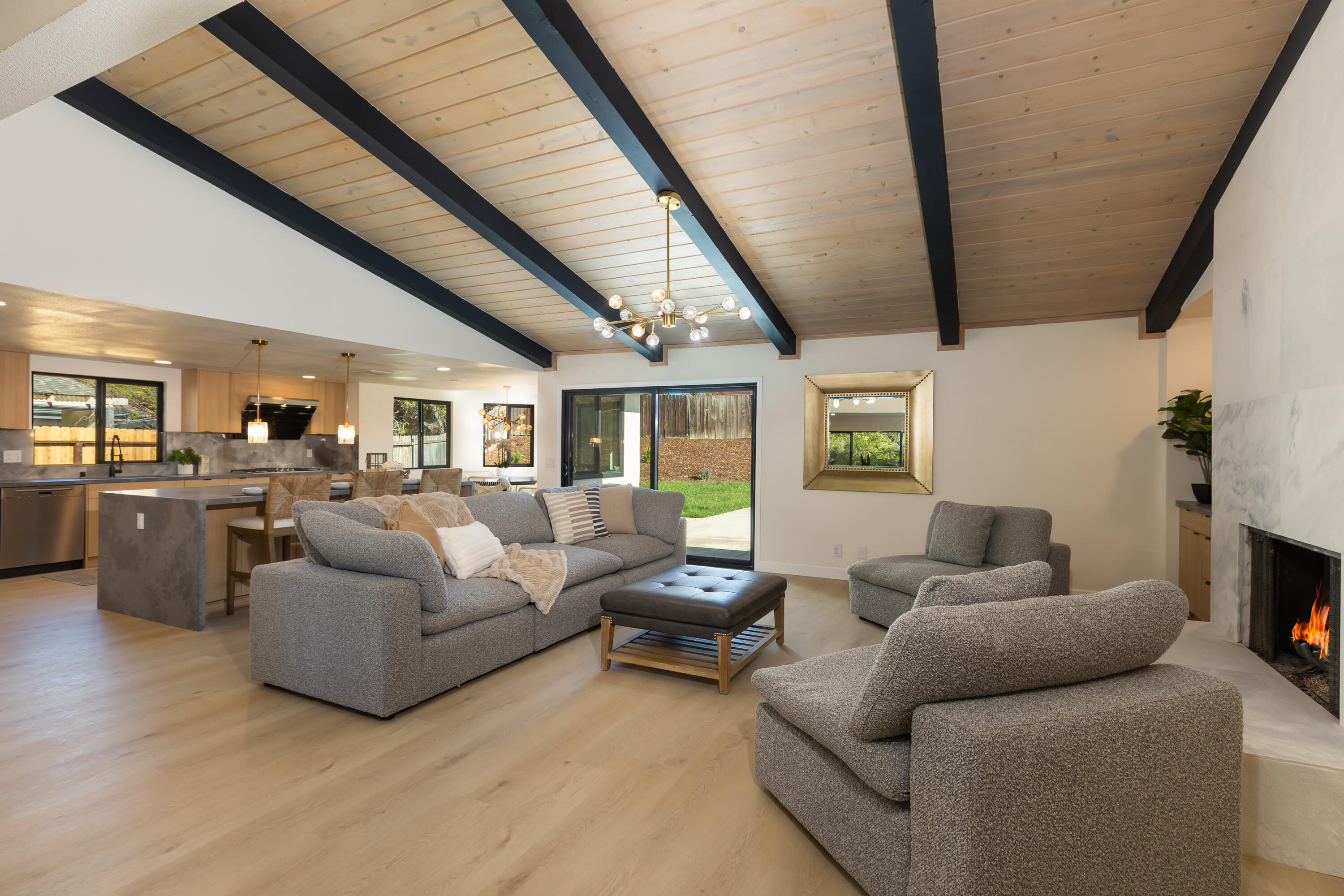 2197 Creekside Drive