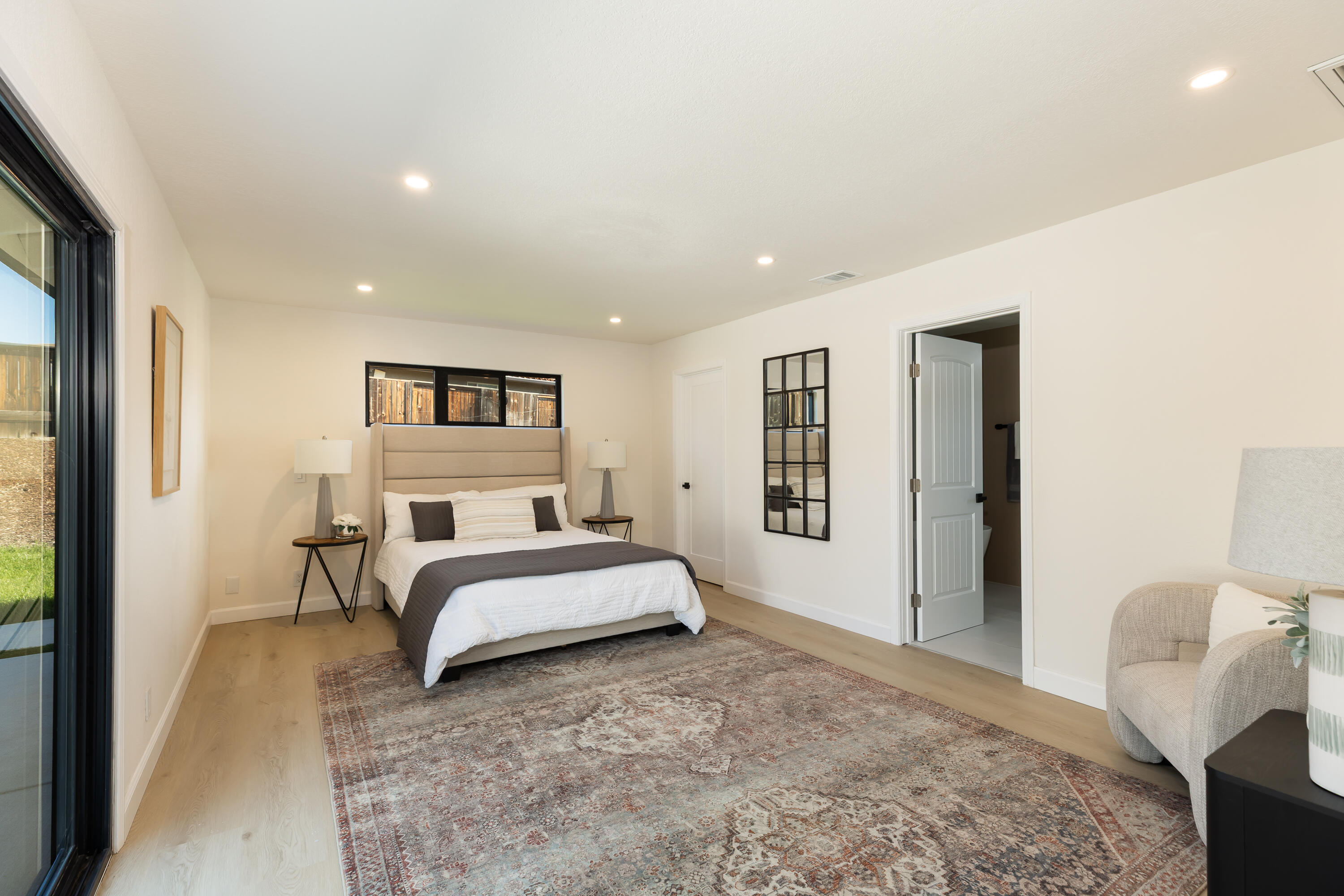 2197 Creekside Drive