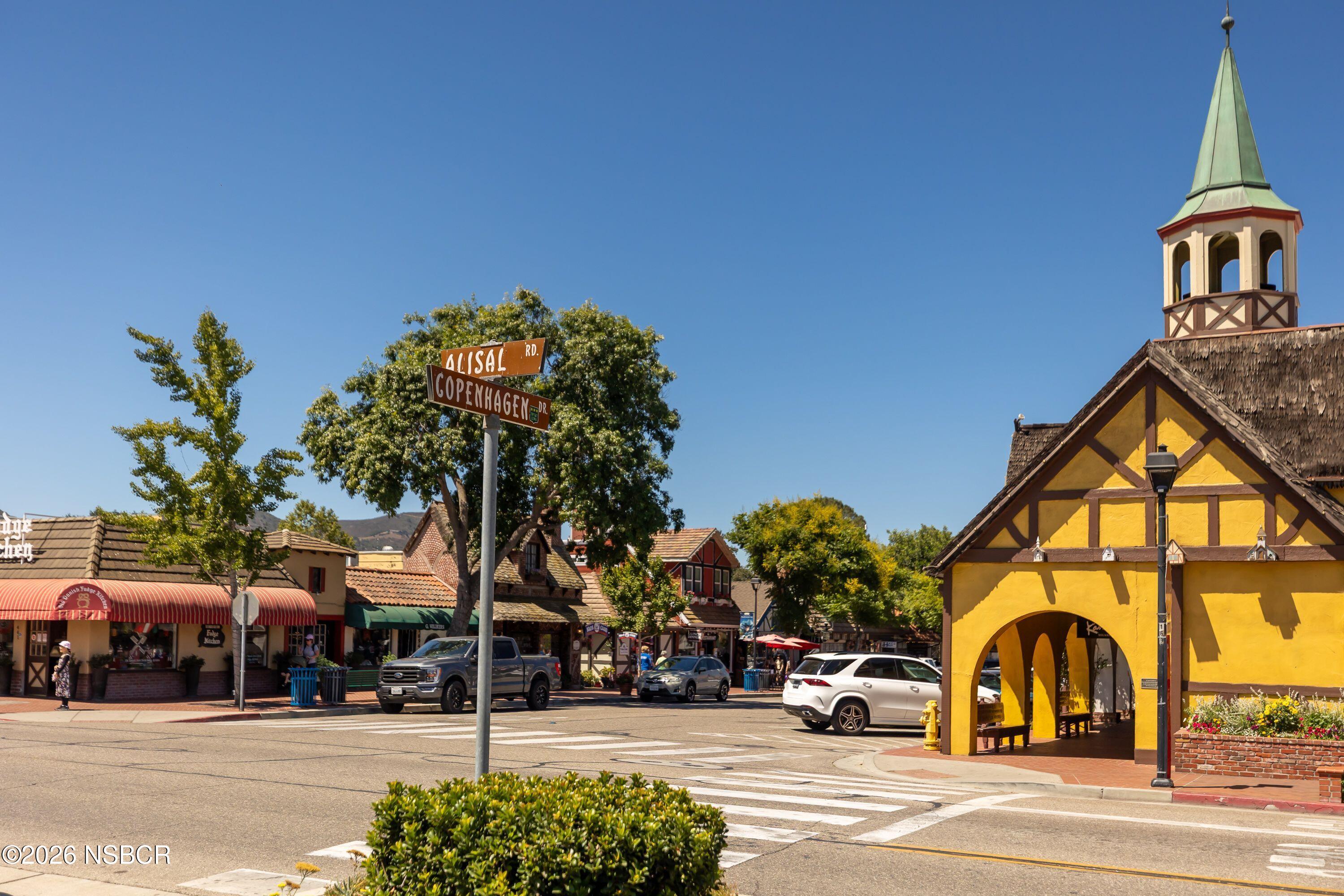 2197 Creekside Drive