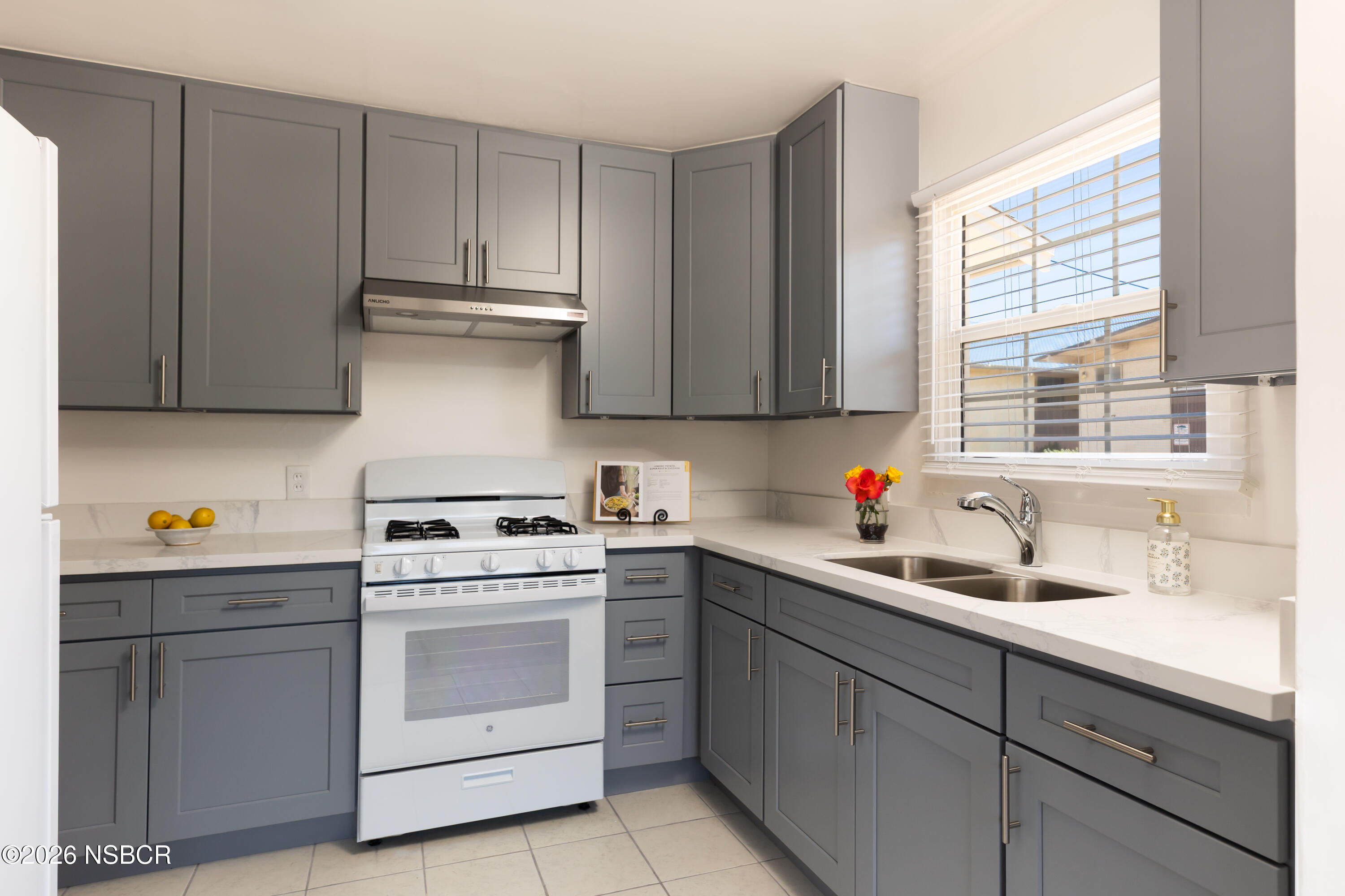 114 N N Street