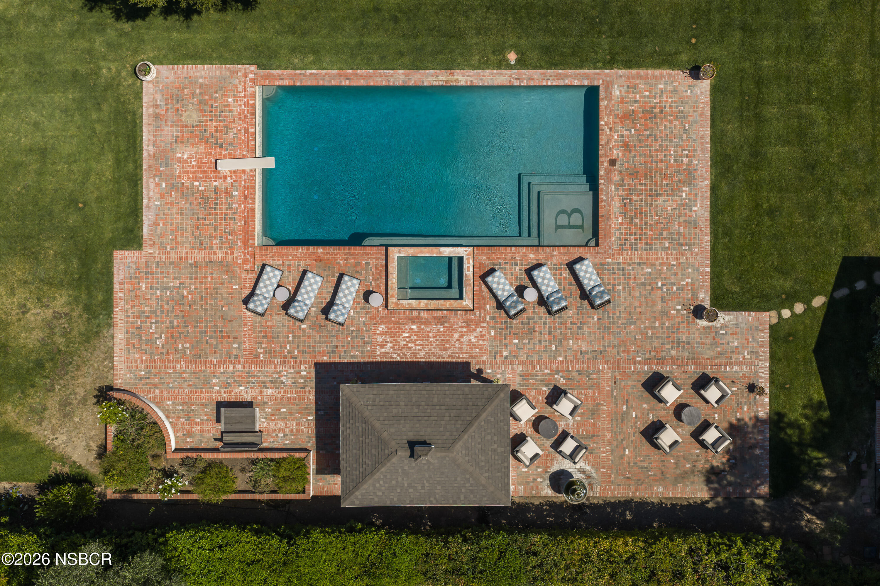 1283 Highland Road