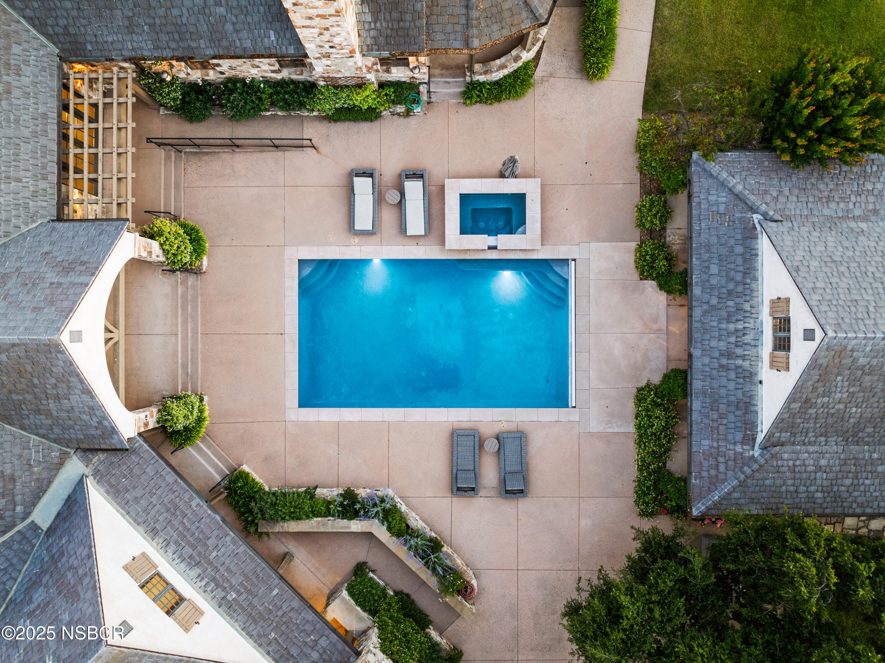 1325 Ladan Drive