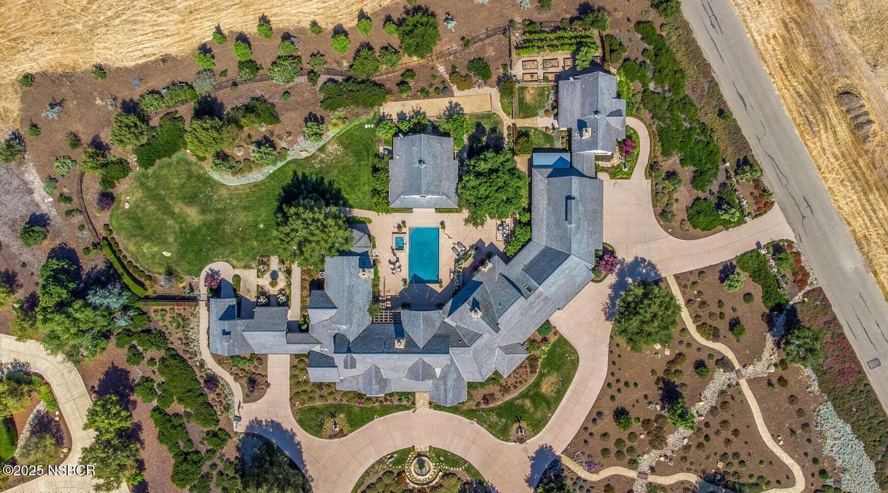1325 Ladan Drive