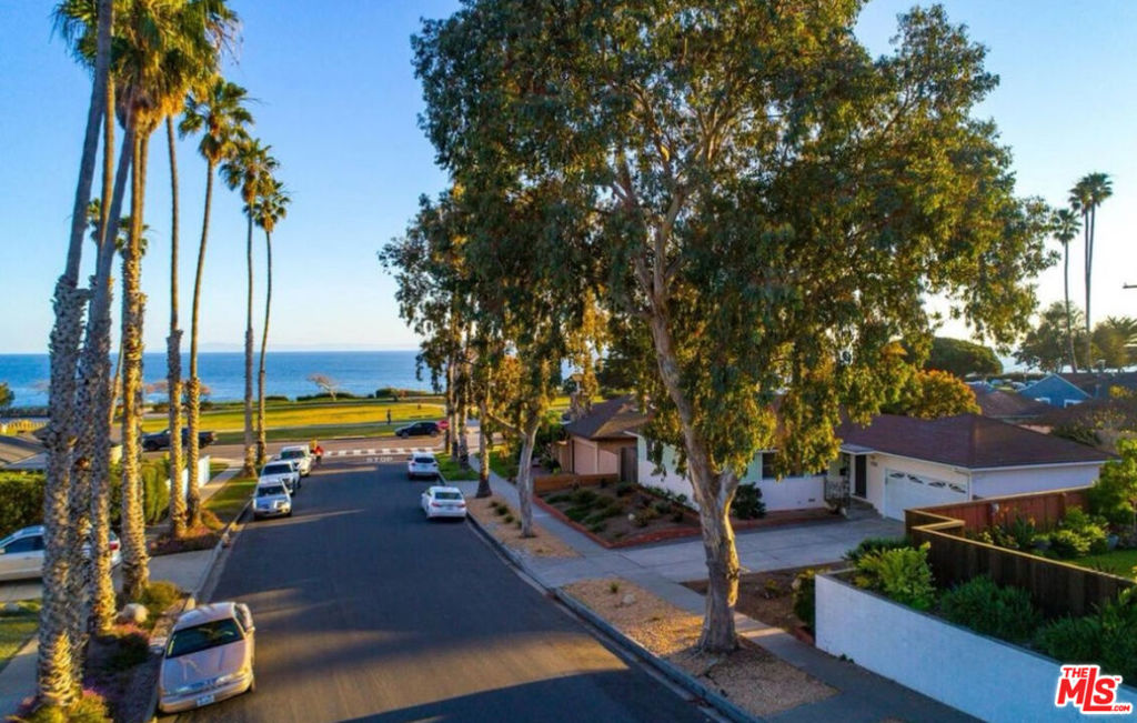 238 San Rafael Avenue