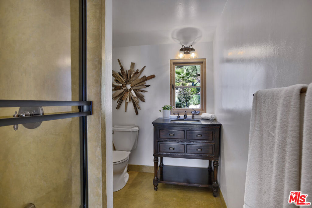 1720 Mission Ridge Road