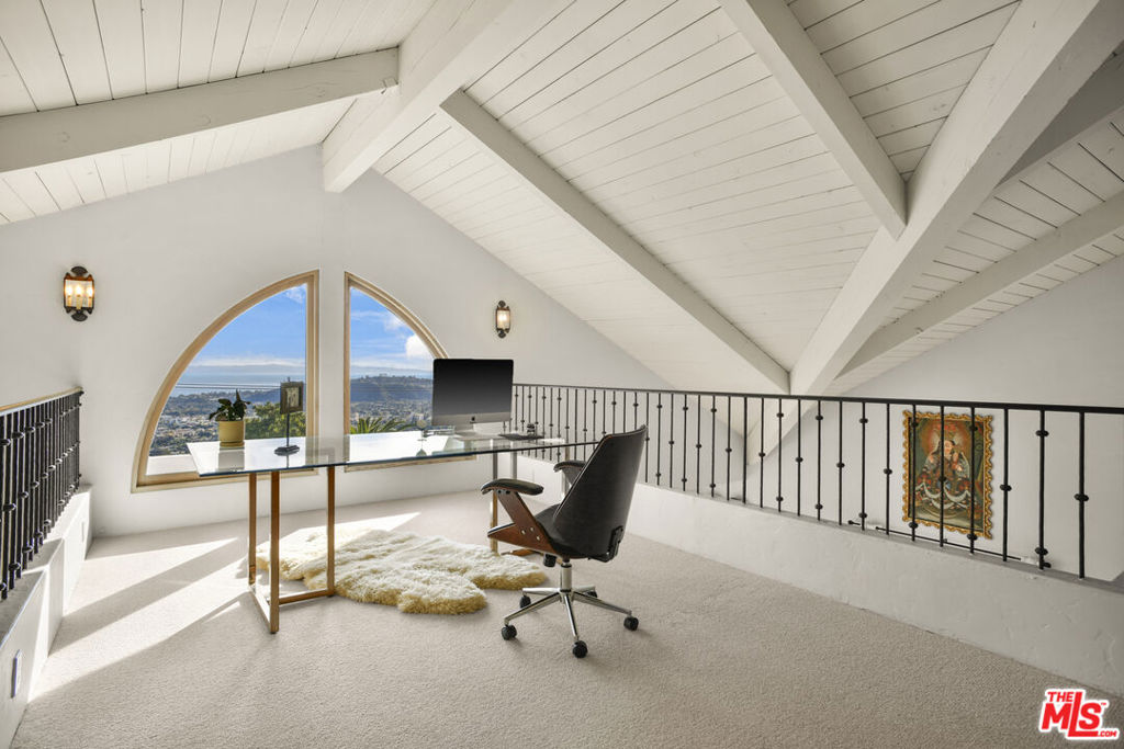 1720 Mission Ridge Road