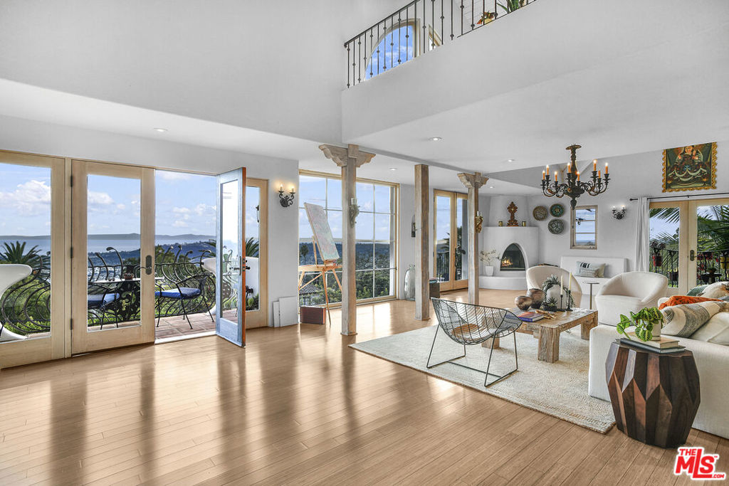 1720 Mission Ridge Road