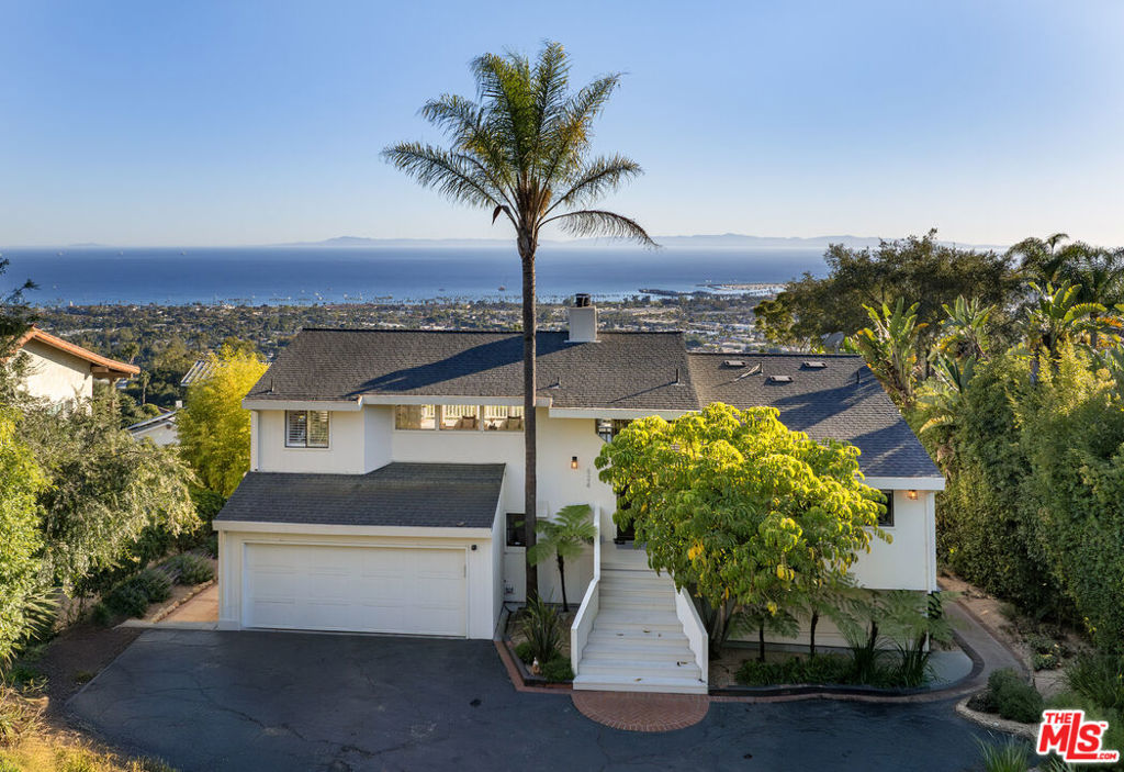 624 Las Alturas Road