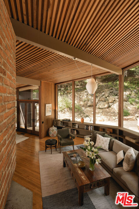 930 Andante Road
