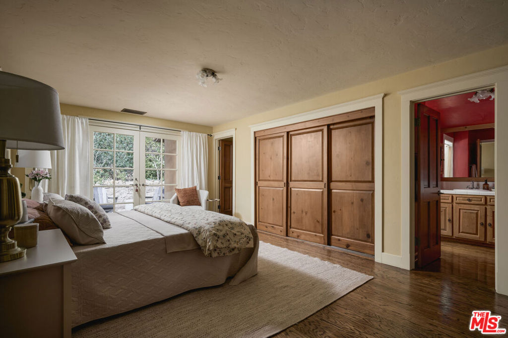1615 Overlook Lane