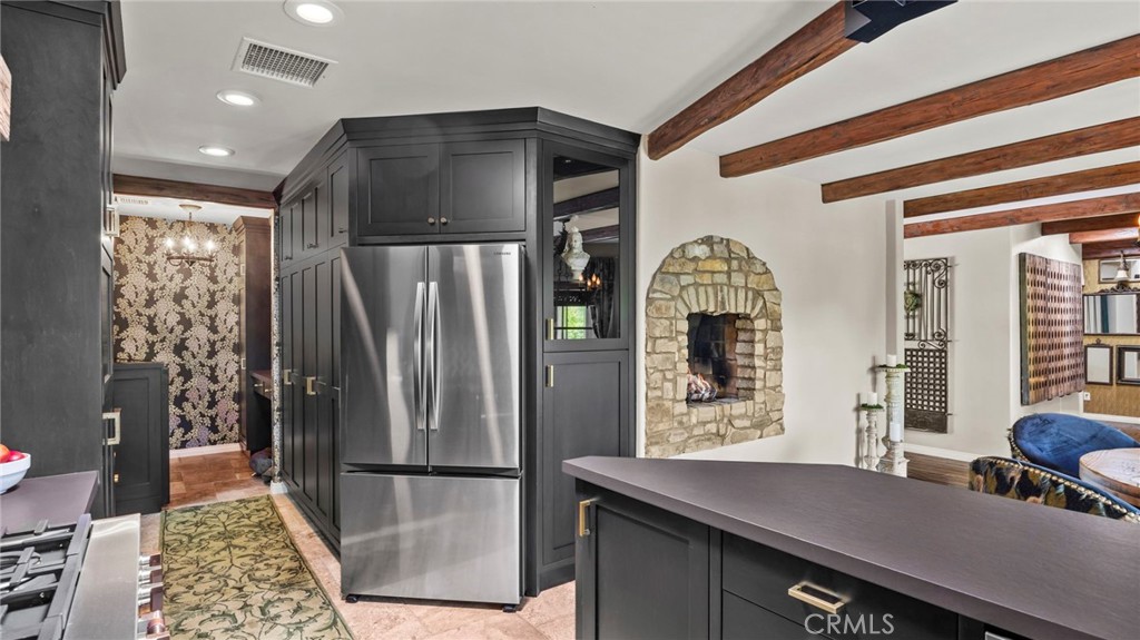 5618 Calle de Arboles