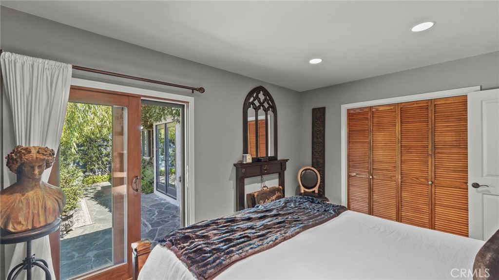 5618 Calle de Arboles