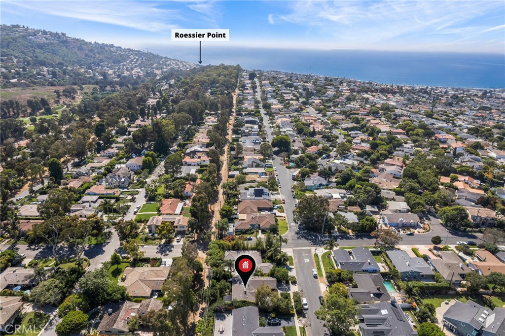 5618 Calle de Arboles