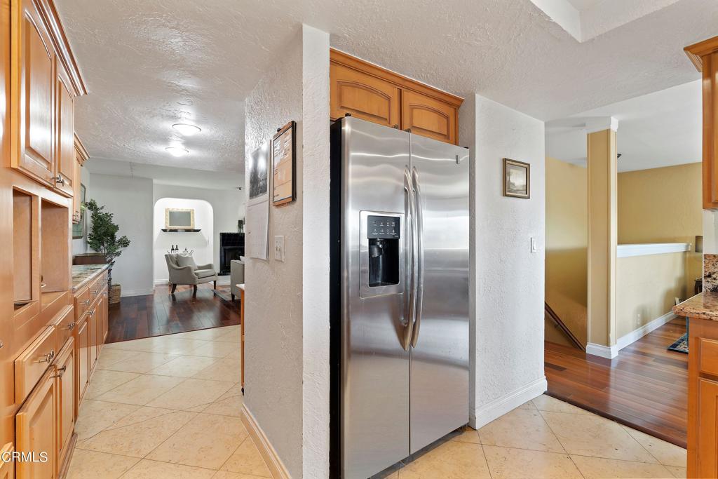 86 Arnaz Drive