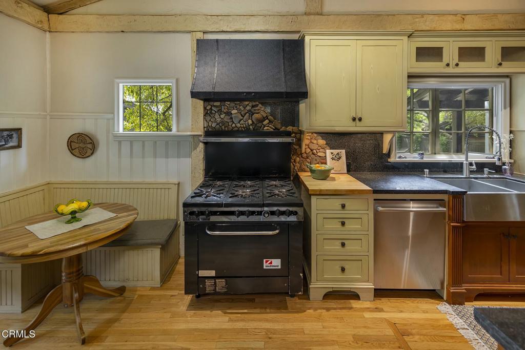1641 Garst Lane