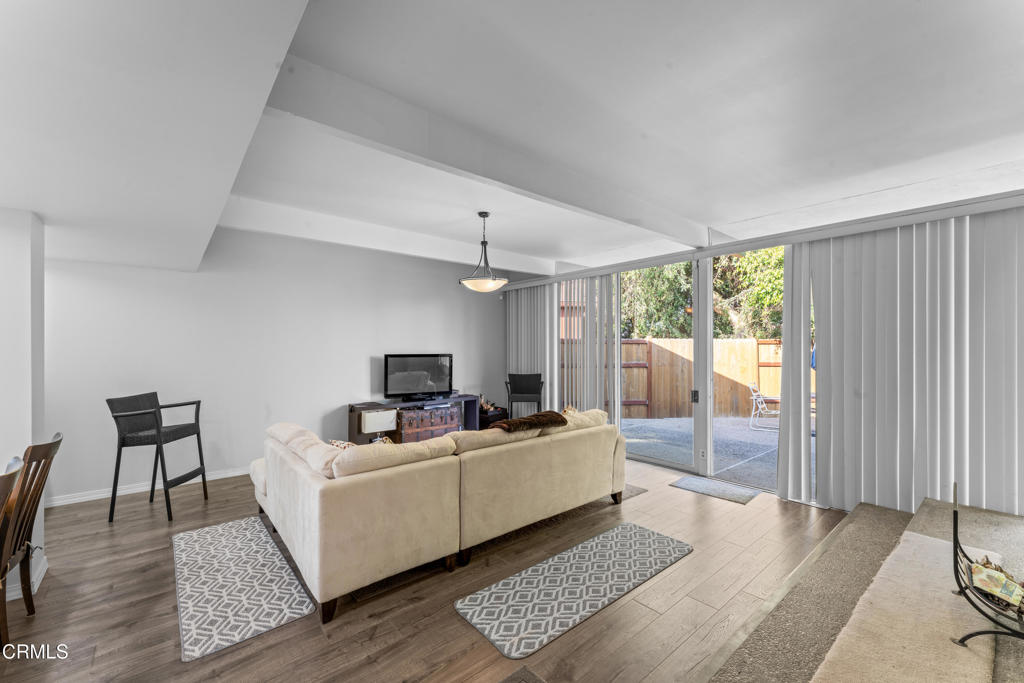 796 S Saticoy Avenue