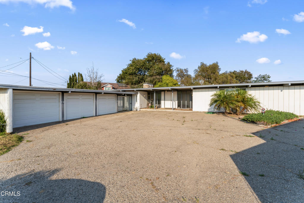 796 S Saticoy Avenue