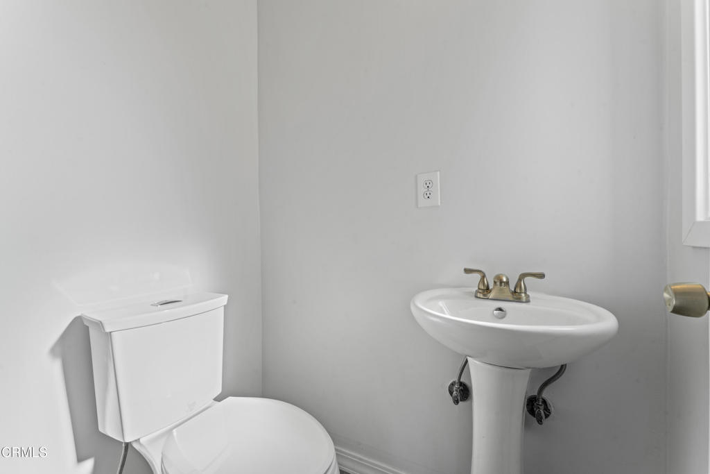 796 S Saticoy Avenue