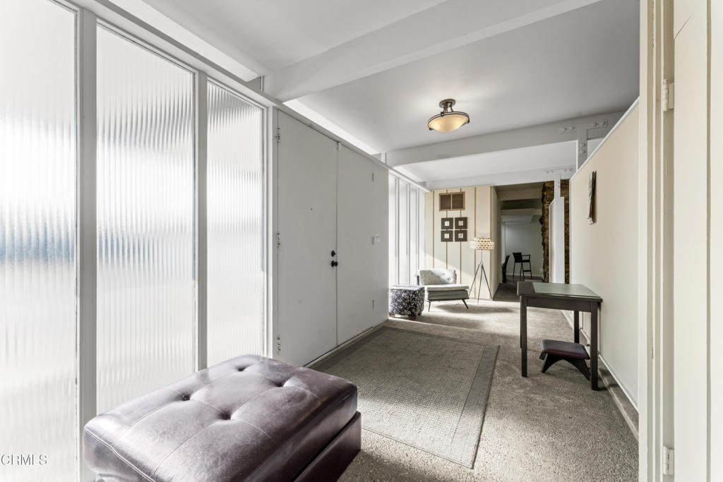 796 S Saticoy Avenue