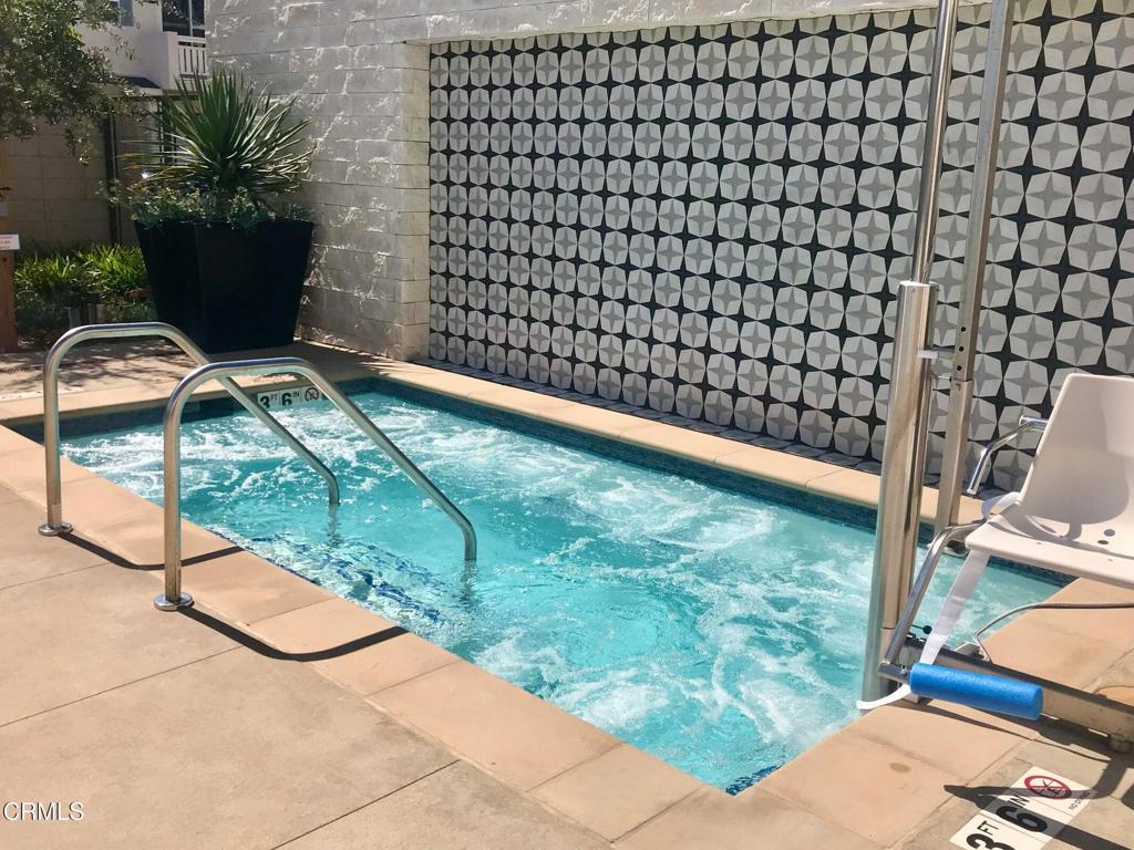 5663 Surfrider Way 101