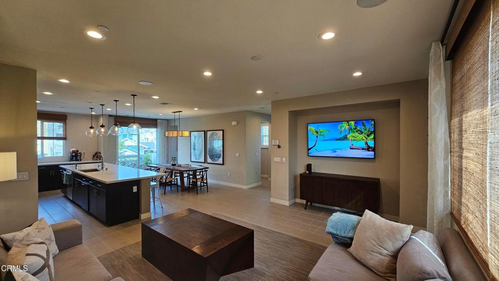 5663 Surfrider Way 101