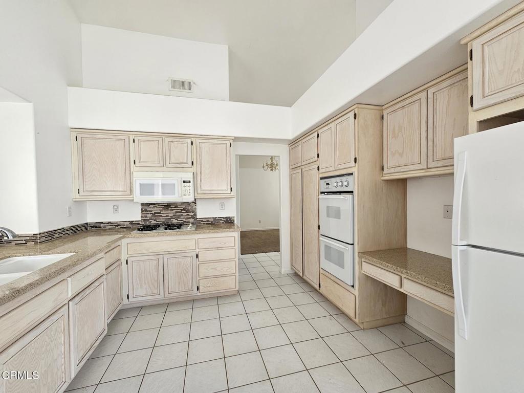 45390 Desert Eagle Court