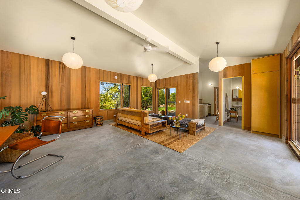 313 E Villanova Road