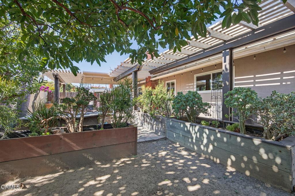 9466 Santa Maria Street