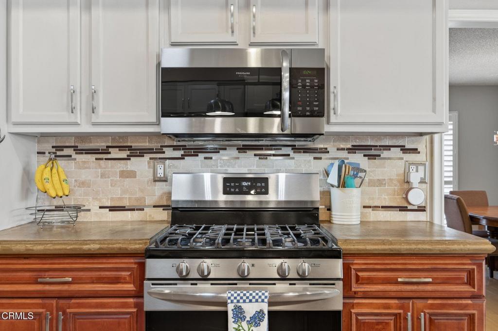 9466 Santa Maria Street