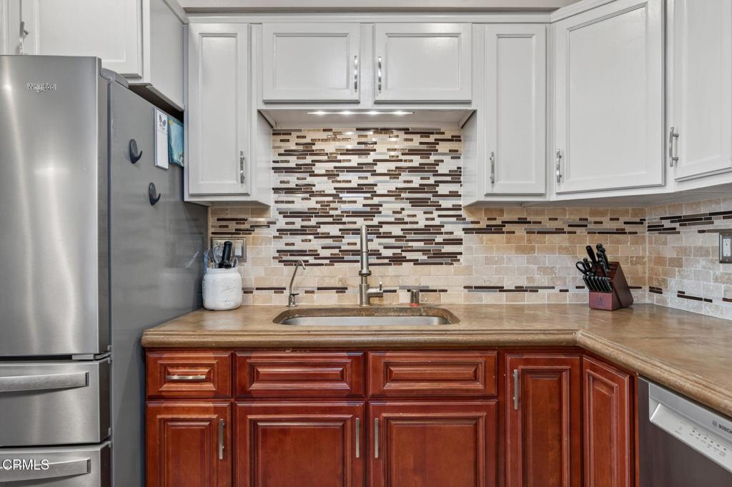 9466 Santa Maria Street