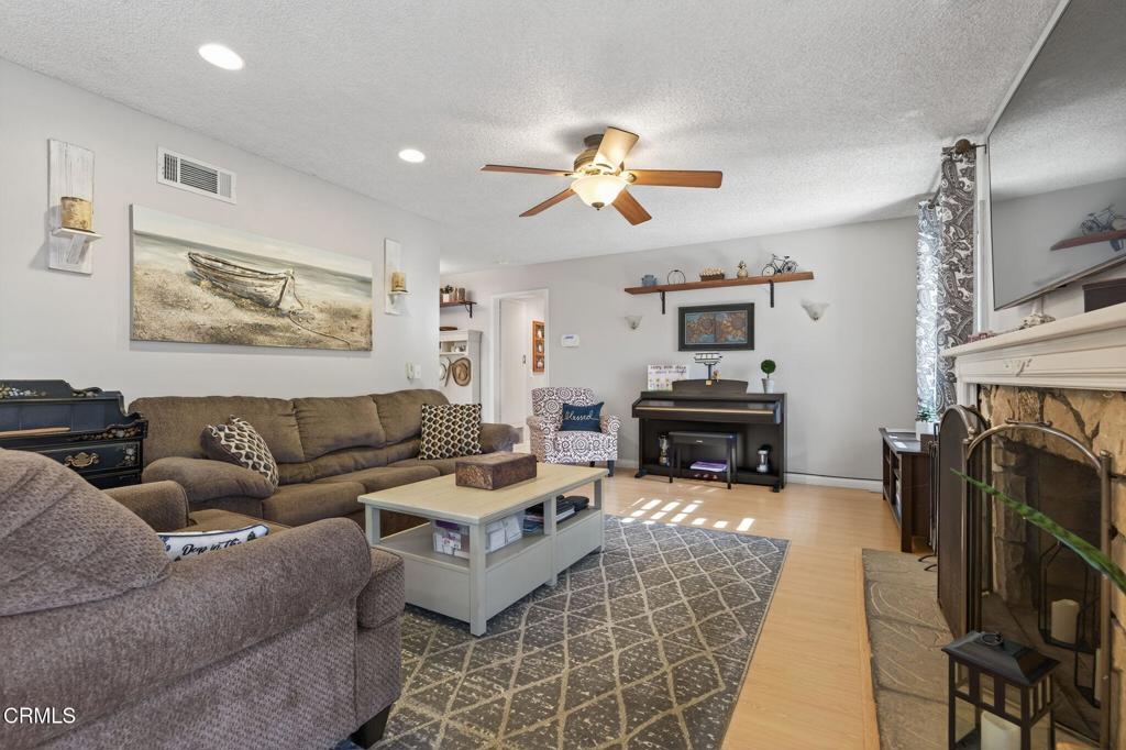 9466 Santa Maria Street