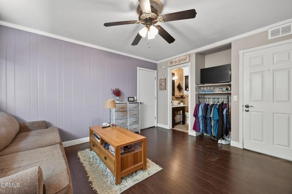 9466 Santa Maria Street