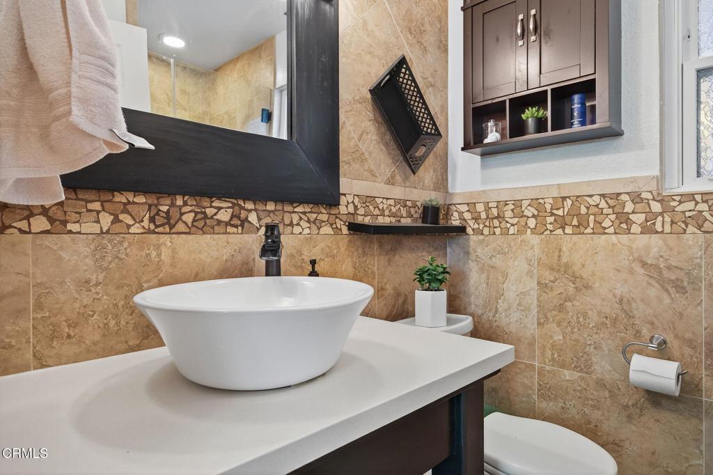 9466 Santa Maria Street