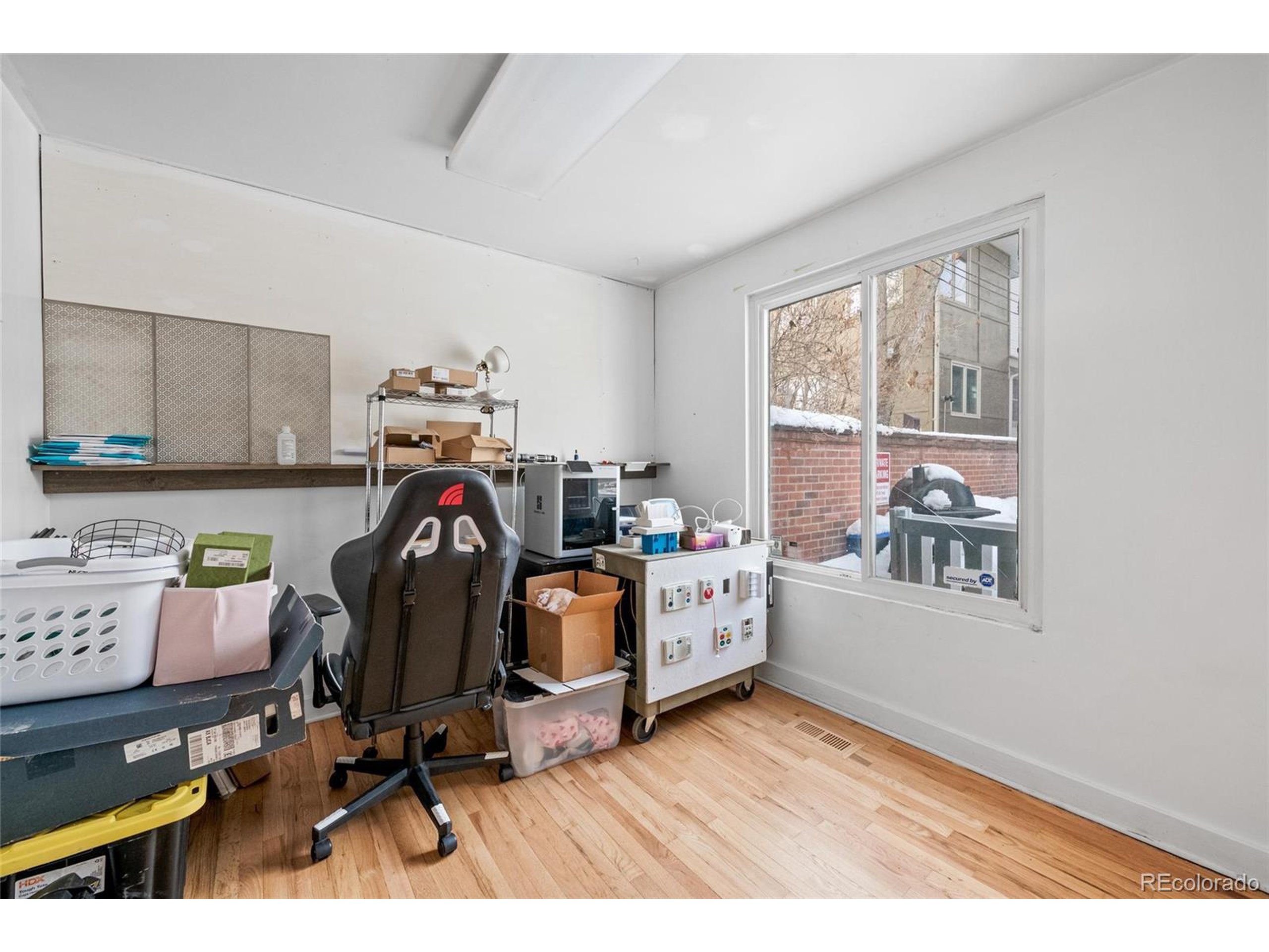 2606 W Alamo Ave